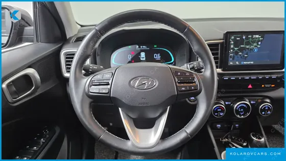 HYUNDAI VENUE 1,6 PREMIUM
