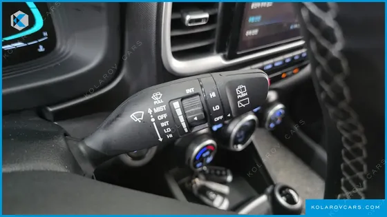 HYUNDAI VENUE 1,6 PREMIUM