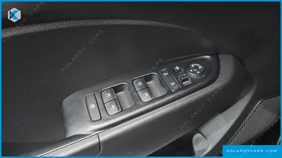 HYUNDAI VENUE 1,6 PREMIUM