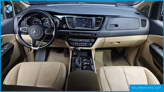 KIA CARNIVAL GASOLINE 9-SEATER HI-LIMOUSINE