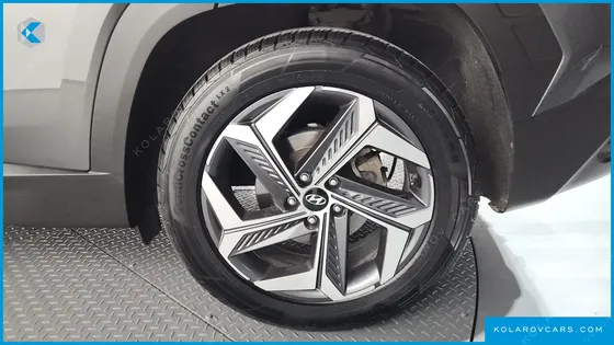HYUNDAI TUCSON DIESEL 2.0 2WD