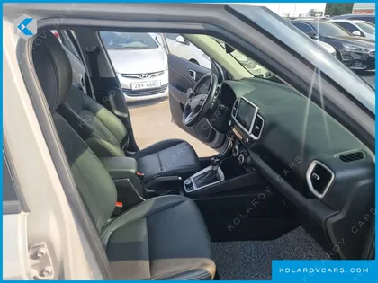HYUNDAI VENUE 1.6 MODERN PLUS