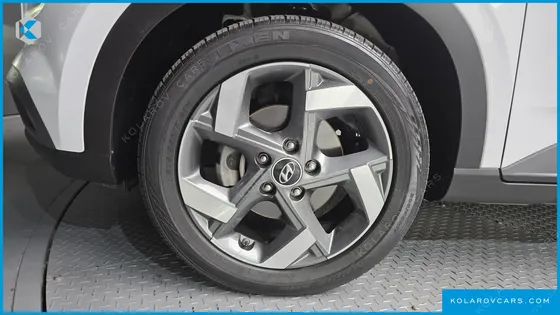 HYUNDAI VENUE 1.6 FLUX