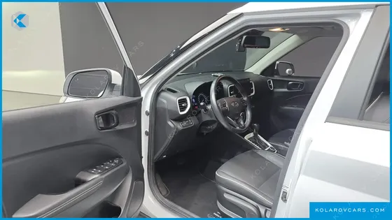 HYUNDAI VENUE 1.6 FLUX