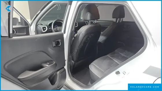 HYUNDAI VENUE 1.6 FLUX