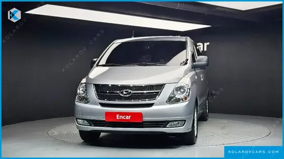 HYUNDAI STAREX 3-SEATER VAN