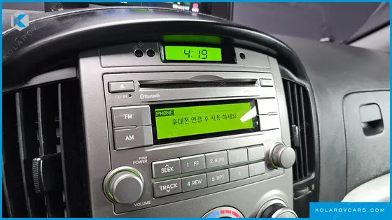 HYUNDAI STAREX 3-SEATER VAN