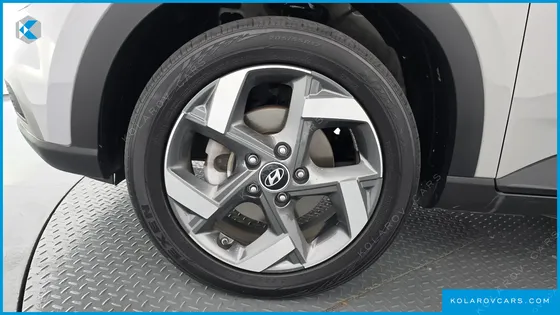 HYUNDAI VENUE 1.6 FLUX