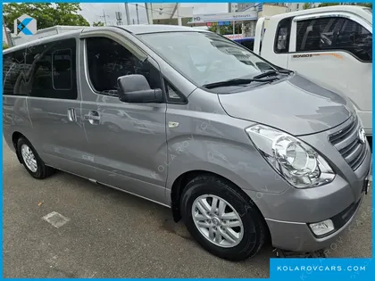 HYUNDAI STAREX 12-SEATER WAGON