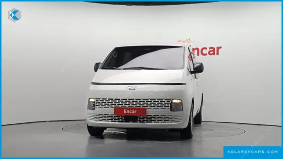 HYUNDAI STARIA CARGO 5-SEATER