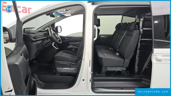 HYUNDAI STARIA CARGO 5-SEATER