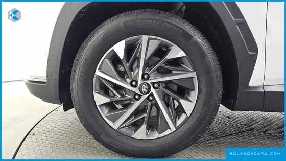 HYUNDAI TUCSON DIESEL 2.0 2WD