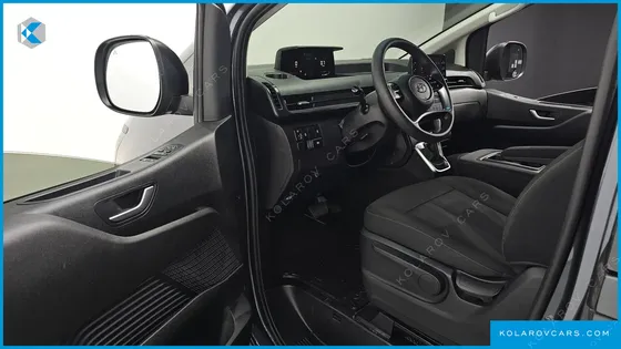 HYUNDAI STARIA TOURER 11-SEATER