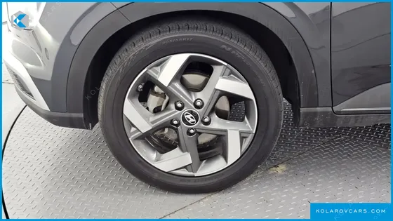 HYUNDAI VENUE 1.6 MODERN PLUS