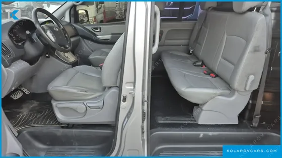 HYUNDAI STAREX 5-SEATER VAN
