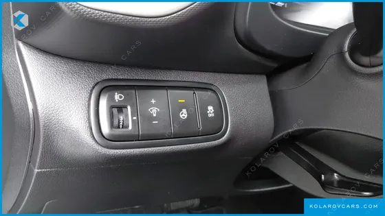 HYUNDAI VENUE 1,6 PREMIUM