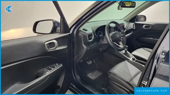 HYUNDAI VENUE 1.6 SMART