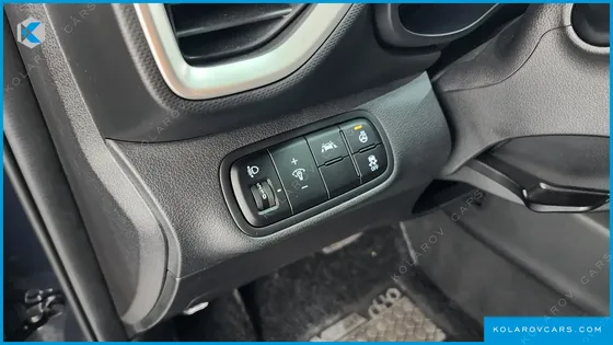 HYUNDAI VENUE 1.6 SMART