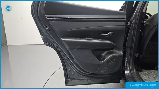 HYUNDAI TUCSON DIESEL 2.0 2WD