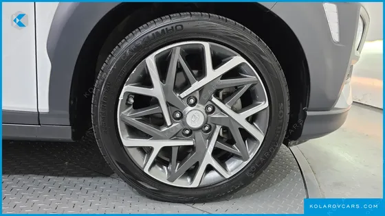 HYUNDAI KONA PREMIUM SPECIAL