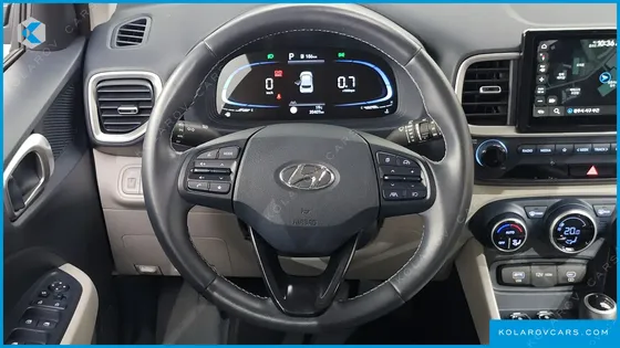 HYUNDAI VENUE 1,6 PREMIUM