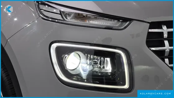 HYUNDAI VENUE 1,6 PREMIUM