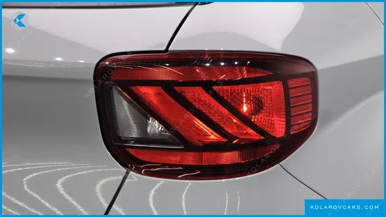 HYUNDAI VENUE 1,6 PREMIUM