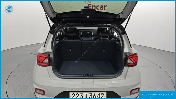 HYUNDAI VENUE 1,6 PREMIUM