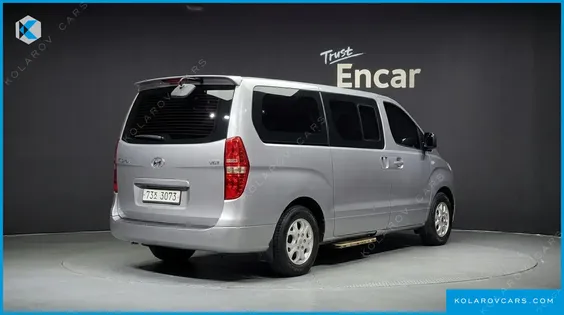 HYUNDAI STAREX 12-SEATER WAGON