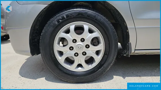 HYUNDAI STAREX 12-SEATER WAGON