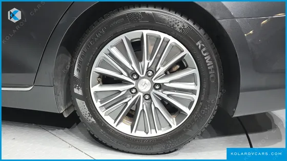 HYUNDAI GRANDEUR EXCLUSIVE