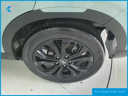 HYUNDAI VENUE 1,6 PREMIUM