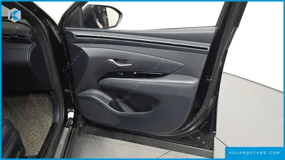 HYUNDAI TUCSON DIESEL 2.0 2WD
