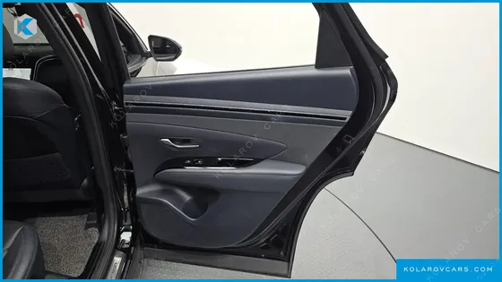 HYUNDAI TUCSON DIESEL 2.0 2WD