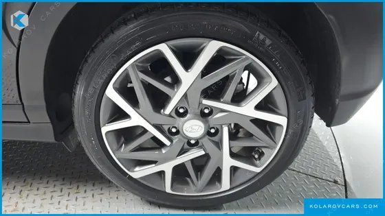 HYUNDAI KONA PREMIUM SPECIAL