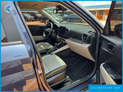 HYUNDAI VENUE 1.6 FLUX