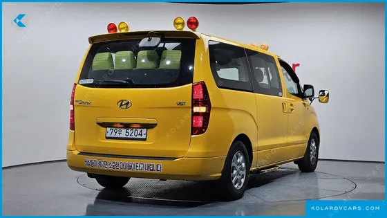 HYUNDAI STAREX GUARD CAR OF CHILDREN