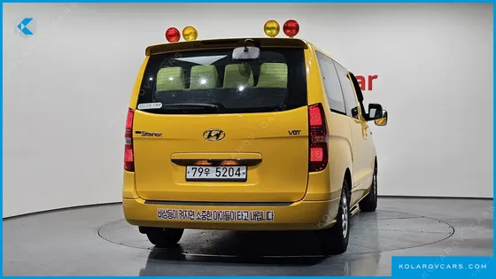 HYUNDAI STAREX GUARD CAR OF CHILDREN
