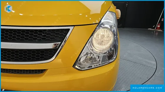 HYUNDAI STAREX GUARD CAR OF CHILDREN