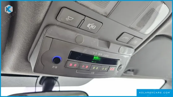 HYUNDAI STAREX GUARD CAR OF CHILDREN