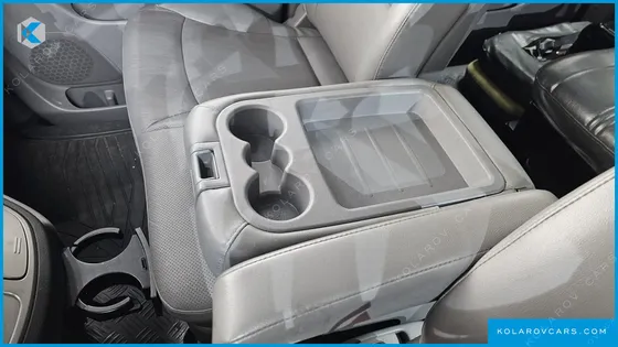 HYUNDAI STAREX GUARD CAR OF CHILDREN