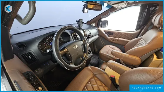 HYUNDAI STAREX 4WD CAMPING CAR