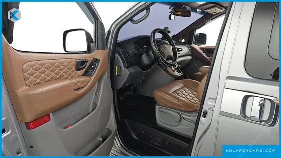 HYUNDAI STAREX 4WD CAMPING CAR