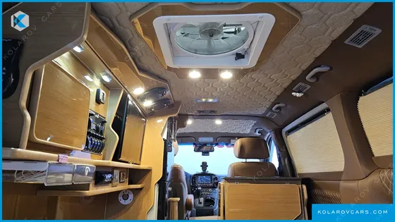 HYUNDAI STAREX 4WD CAMPING CAR