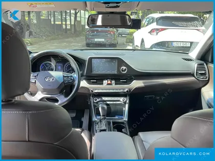HYUNDAI GRANDEUR EXCLUSIVE