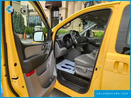 HYUNDAI STAREX 4WD GUARD CAR OF CHIDREN
