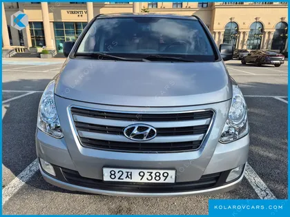 HYUNDAI STAREX 5-SEATER VAN