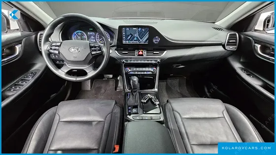 HYUNDAI GRANDEUR PREMIUM