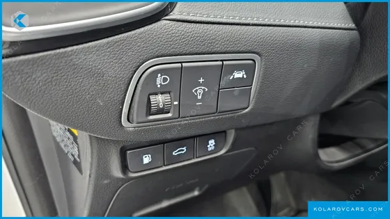 HYUNDAI GRANDEUR PREMIUM
