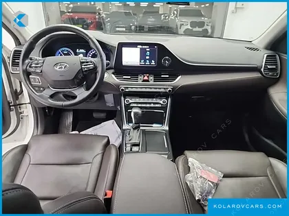 HYUNDAI GRANDEUR EXCLUSIVE